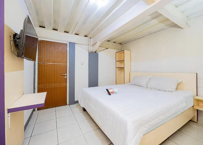 Ungu Kangen Hotel Bogor Mitra RedDoorz